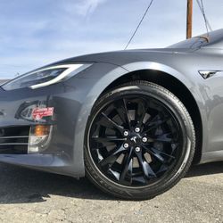 22” Oem Tesla Model X Wheels Y Rims 3 Tesla Corvette Lamborghini Powder Coat Black Calipers