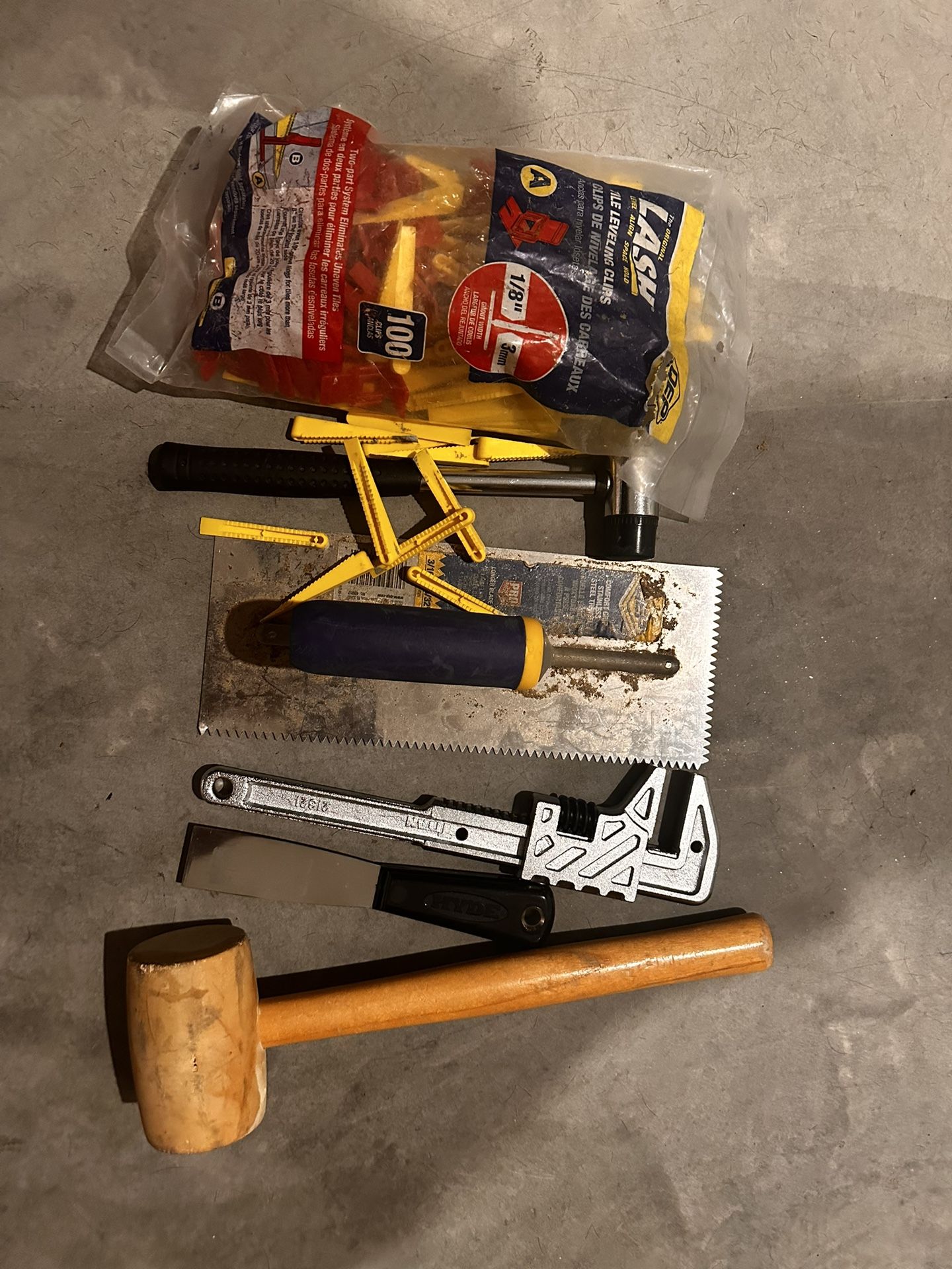 Tile Installation Tool Set – Notched Trowel, Rubber Mallet, Leveling Clips, Wedge Spacers, and Hand Tools Bundle