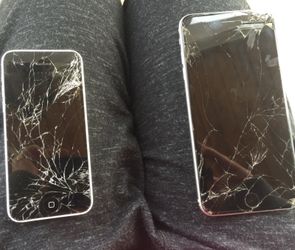 Apple iPhone 5c and 6 plus