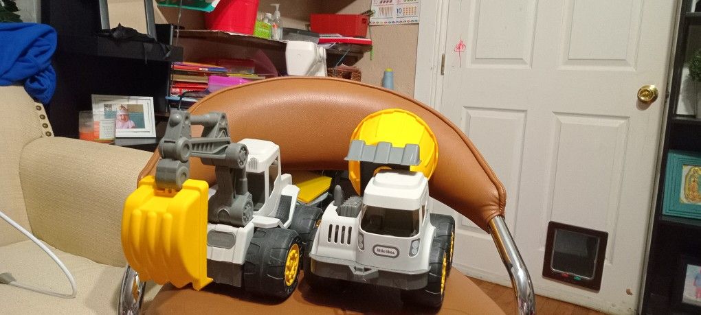 Little tikes dirt digger and cement mixer