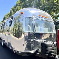 1975 custom Airstream 