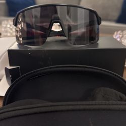 Oakley Sutro