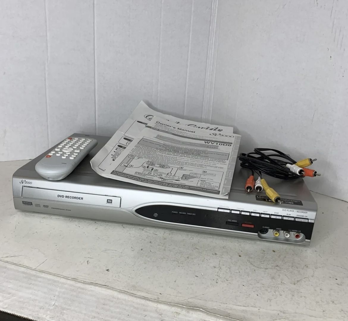 SV2000 (Funai) WV10D6 DVD Recorder W/ Remote, Cables, Manuals, Tested