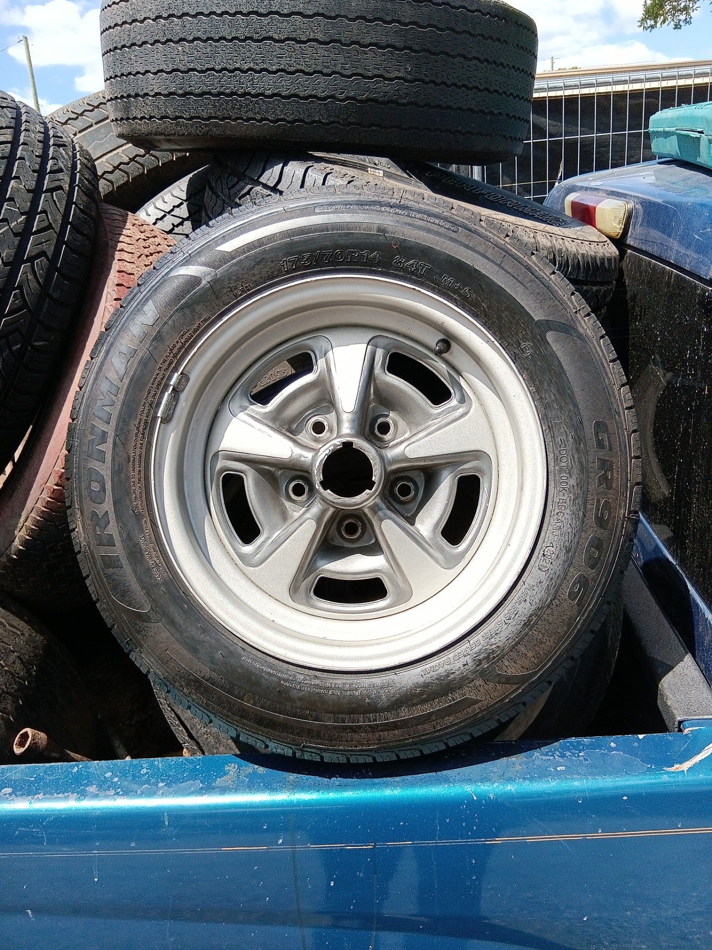 175/70/r14