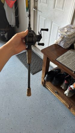 bait caster 150 Size