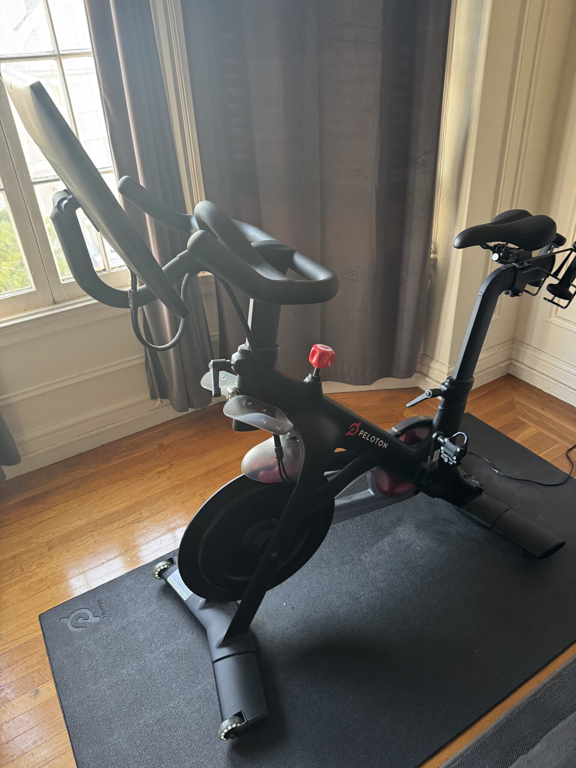 2020 New Peloton Bike Original with 20 Inch Screen and Accessories - San Francisco, CA