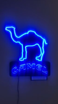 Neon Camel Light