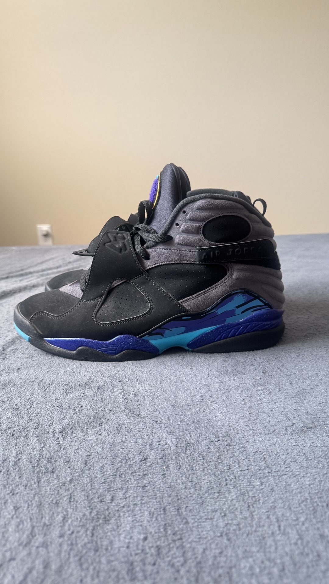 aqua 8 
