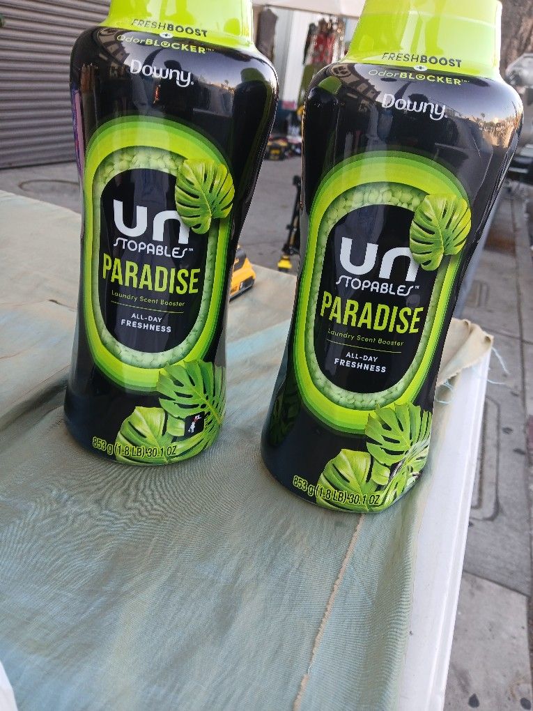 Downy Unstoppables Paradise Laundry Scent Booster 1.8 LB (30.1oz)