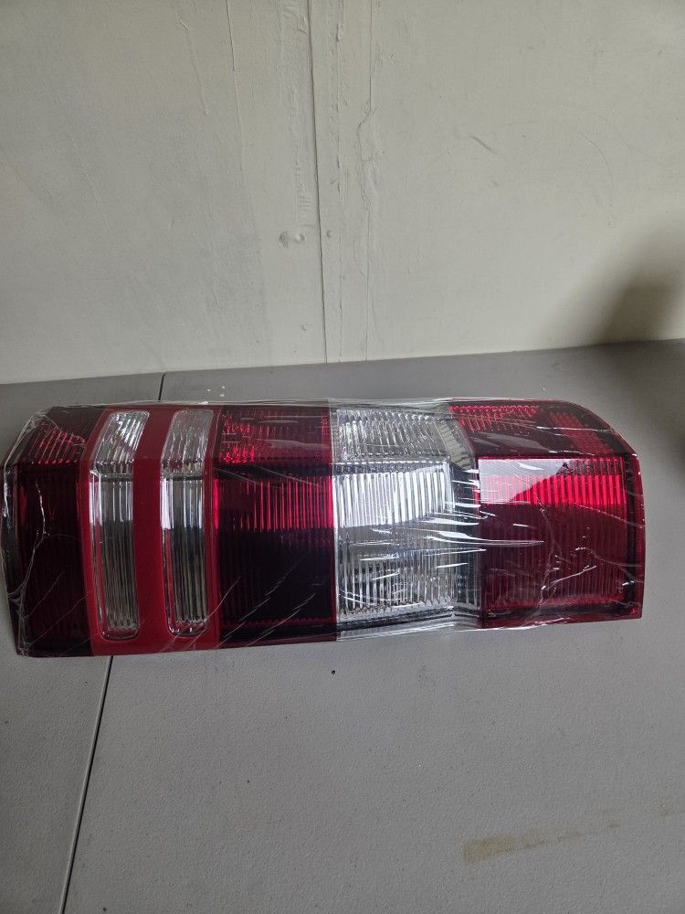 Mercedes Benz Sprinter Tail Light