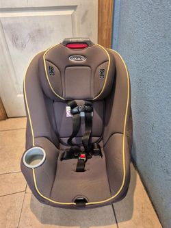 Graco Convertible Car Seat REAR/FORWARD Position. SEE ALL THE PICTURES