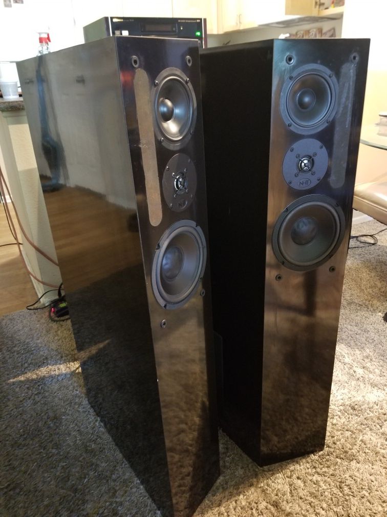 NHT Model 2.9 Speakers