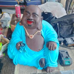 Budda statue (hip budda vibe)