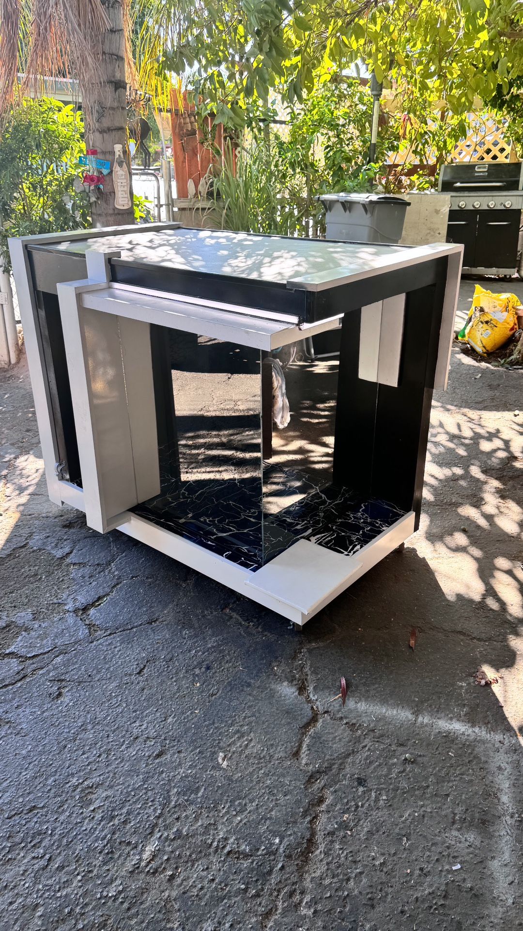 Modern Dog House