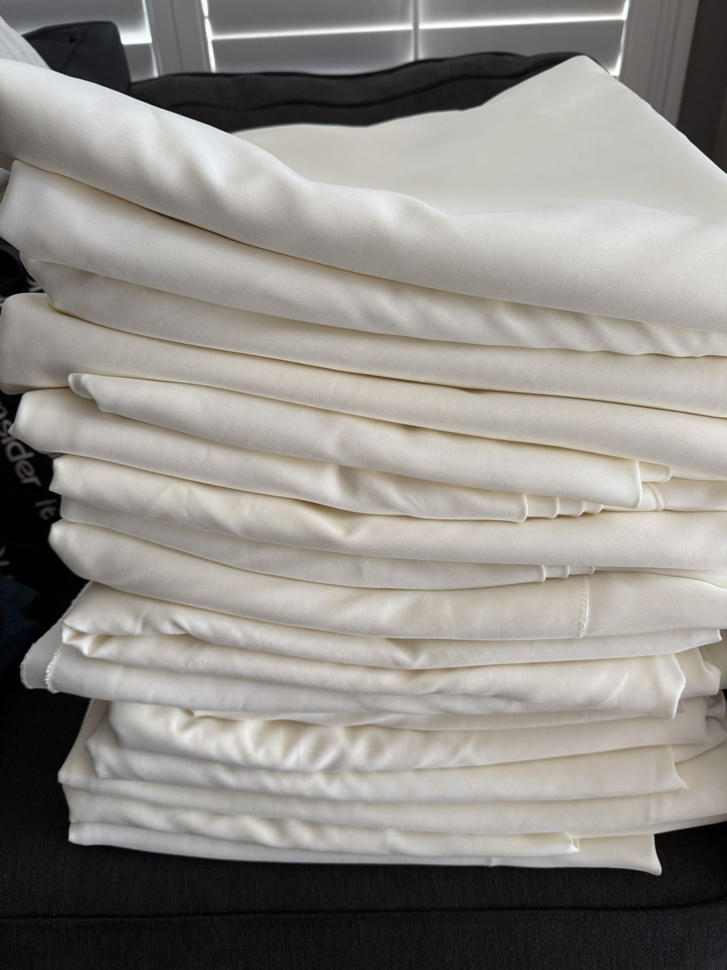 Manteles / Table Clothes For Round Tables