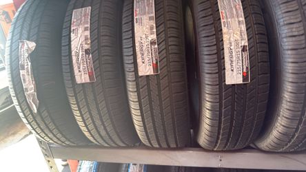 225/74/15 Hankook tires 🛞