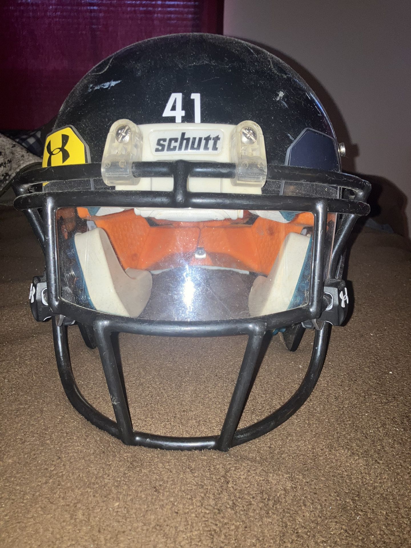 Youth football helmet INCLUDES VISOR