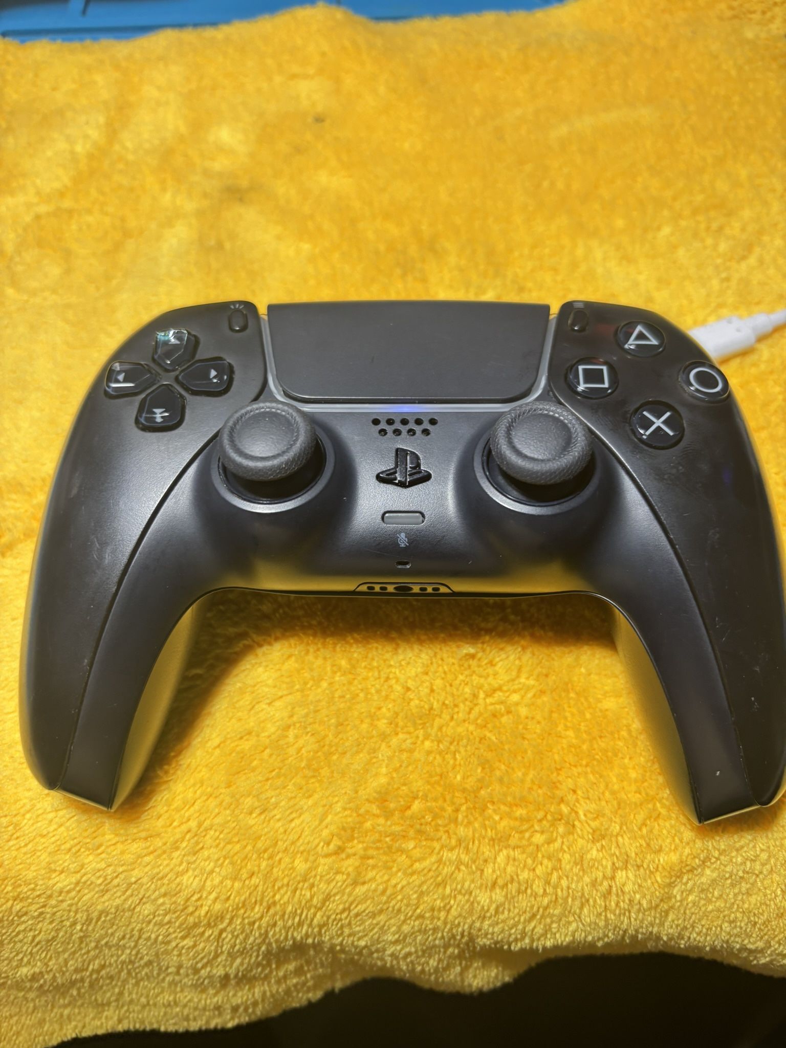 Sony PlayStation 5 controller. Used. 15 days warranty. Ask for details.