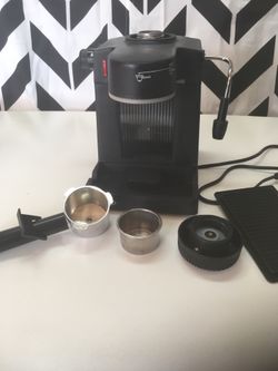 Compact espresso maker