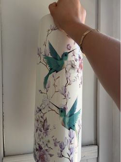 Pretty white Vase with design!