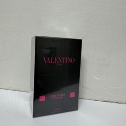 Valentino Uomo Born in Roma