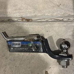 REESE TOW POWER 2in Security Kit Hitch/ball 