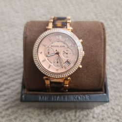Michael Kors Womans Watch 