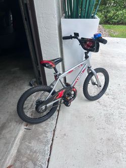 LOGO Moto 16 Kids Bike