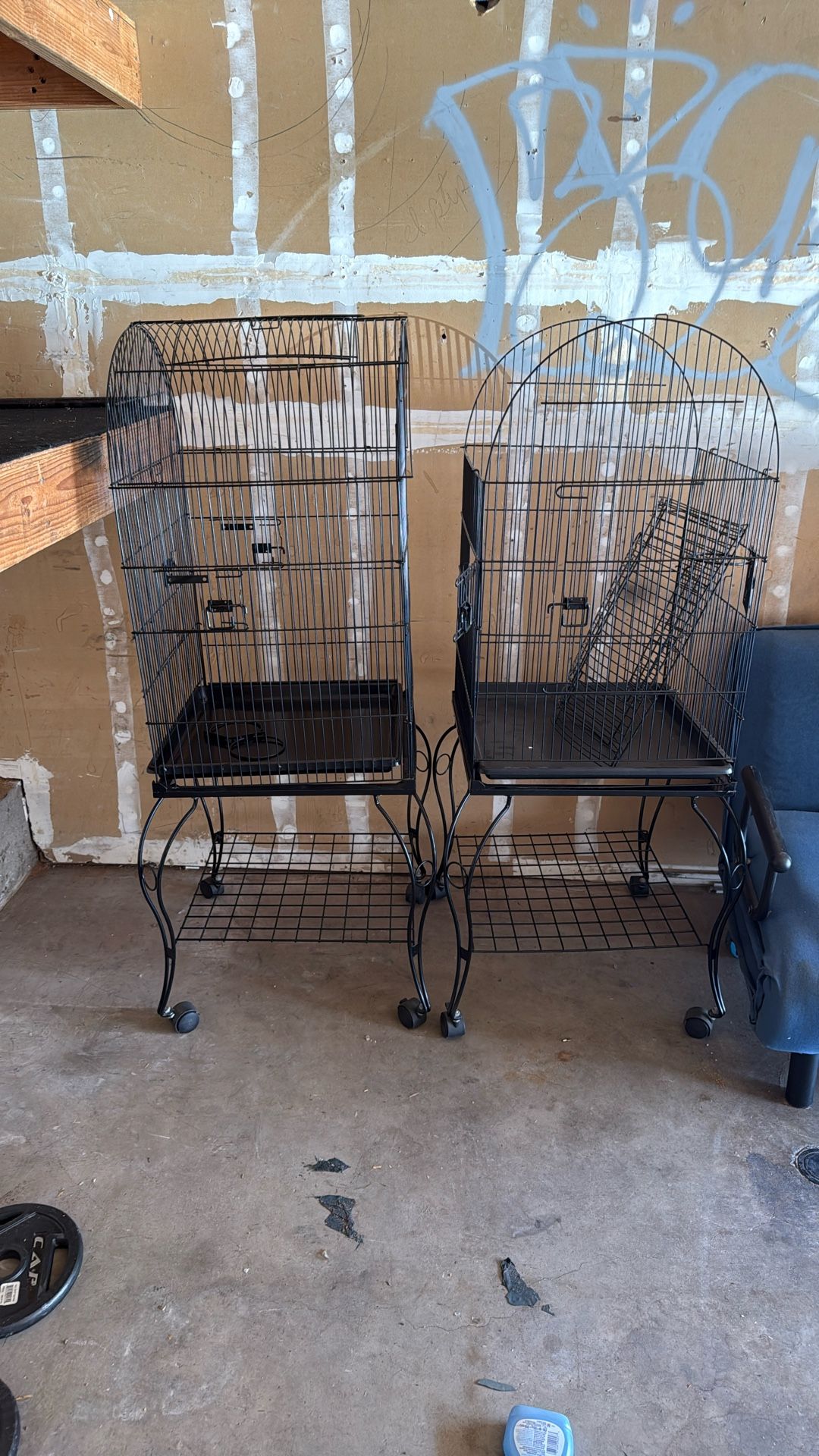 2 Bird Cages
