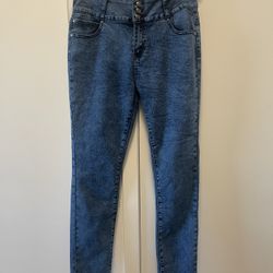 Moda Express Skinny Jeans 