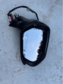 2020-2024 Toyota Corolla mirror
