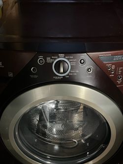 Whirlpool duet front load washer.