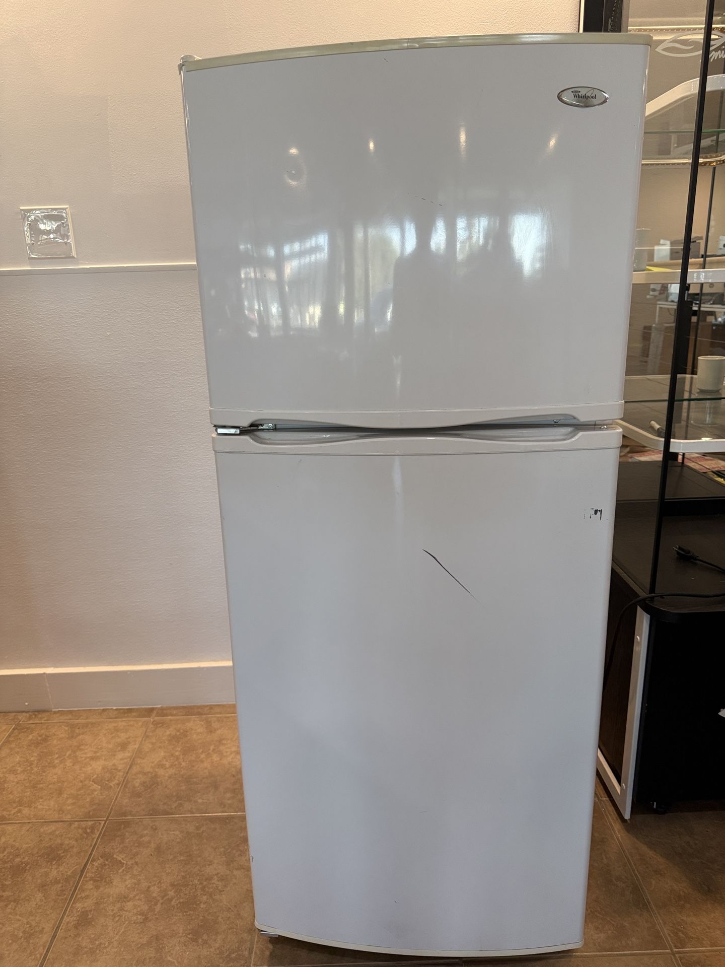 Whirlpool Top-Freezer Refrigerator – White