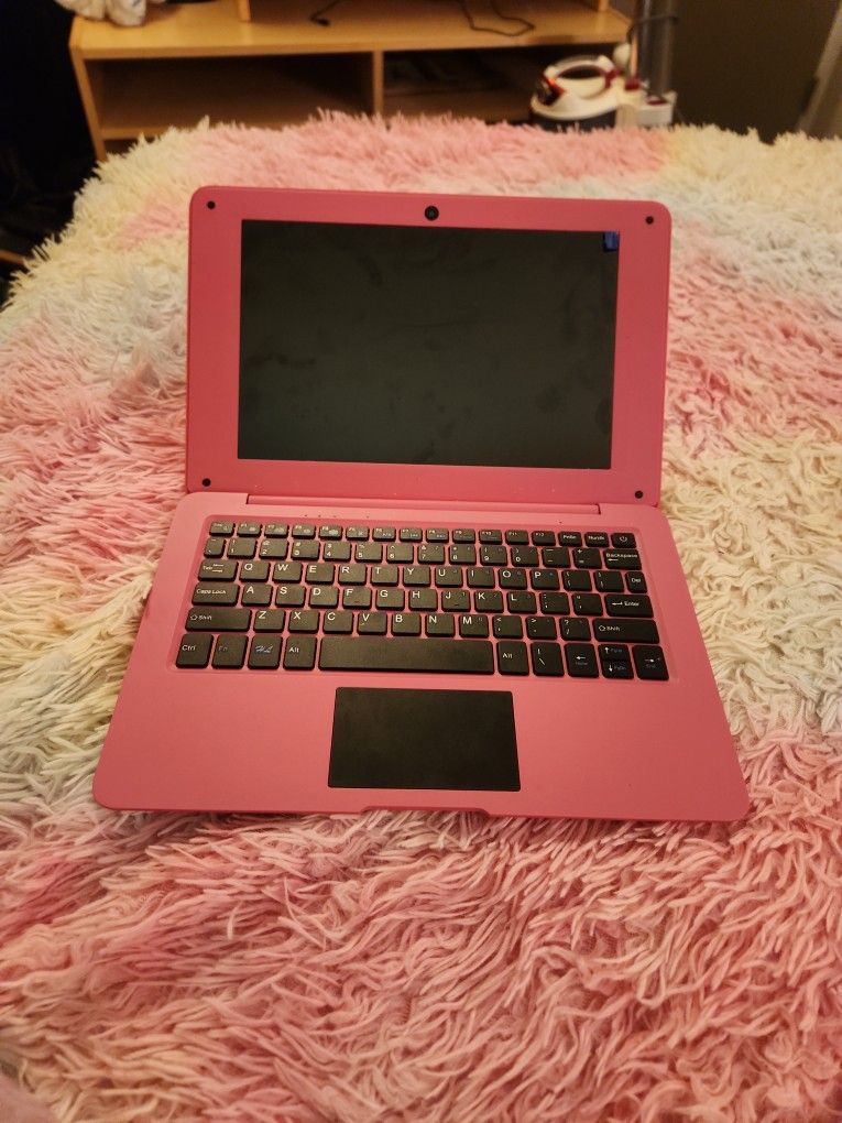 Laptop , Pretty Much Barnd New Pink Android Laptop 