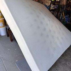 King foam mattress 11 1/2 inch