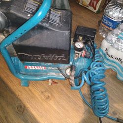 Makita Air Compressor 