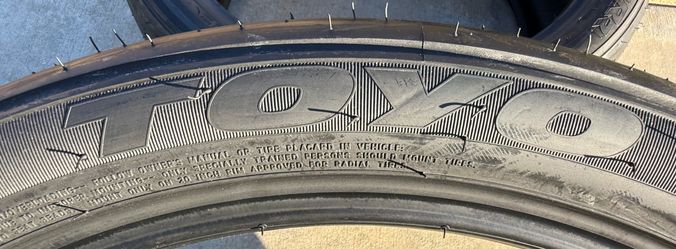 TWO BRAND NEW 235/35ZR20 Michelin Pilot Sport 4S T0 Noise Canceling Tires 235-35-20 235 35 20 $275 EACH