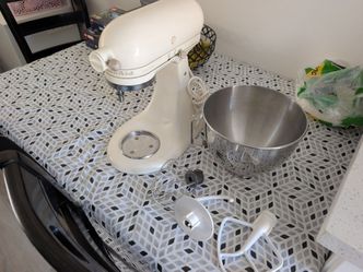 KitchenAid Ultra Power Model KSM90PS  ((used))