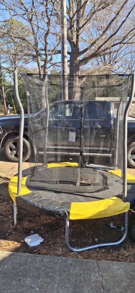 Un Used Trampoline 7ft