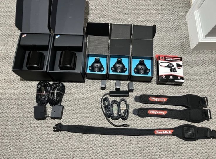 HTC Vive 3.0 Tracker Kit with Valve 2.0 Base Stations and Rebuff Reality Straps
