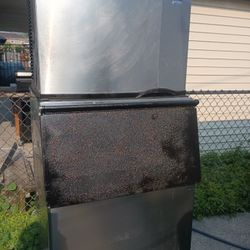 Ice Machine 