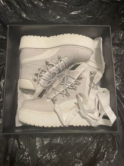 🔥 Puma x Fenty by Rihanna Platform Boots – White/Grey – Size 8 US (Rare Limited Edition)