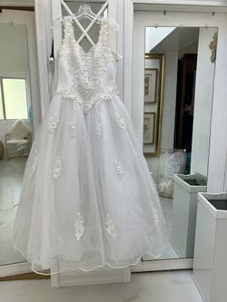Wedding Dress w/ Heavy Appliqués w/ Pearls