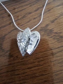 Sterling Silver Necklaceo