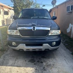 2001 Lincoln Navigator