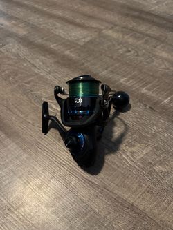 Daiwa Saltist 4500 like new spinning salt water reel.
