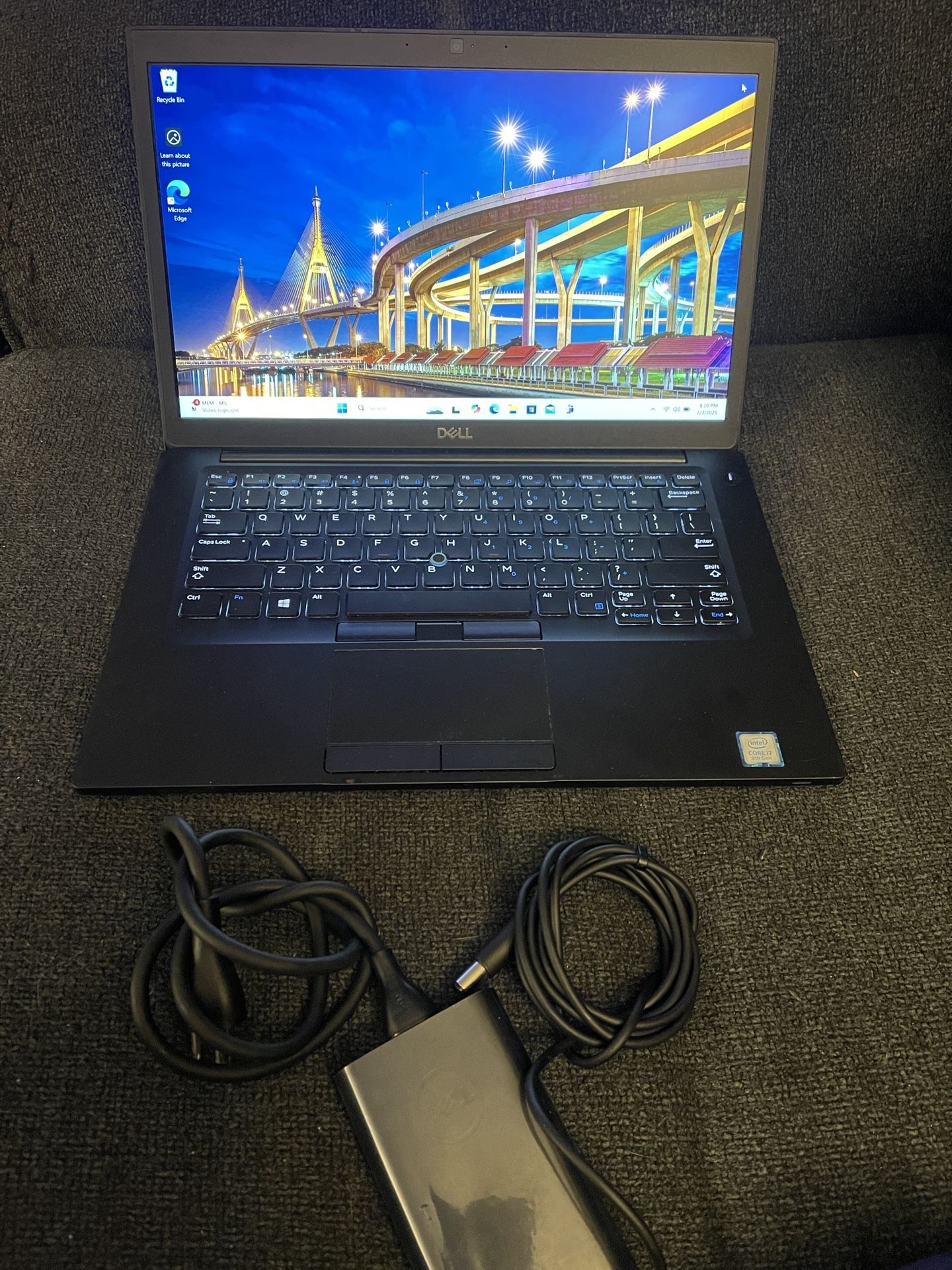 Dell Laptop 14” i7 16gb 512gb Latitude 7490