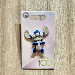 New Disney Pin 100 Years Of Wonder Stitch Alien Platinum Disneyland 2023