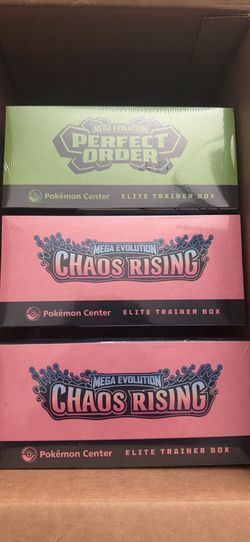 Pokemon Pokecenter etbs. Chaos rising and perfect order