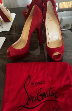 CHRISTIAN LOUBOUTIN - Never Worn!! 39 1/2